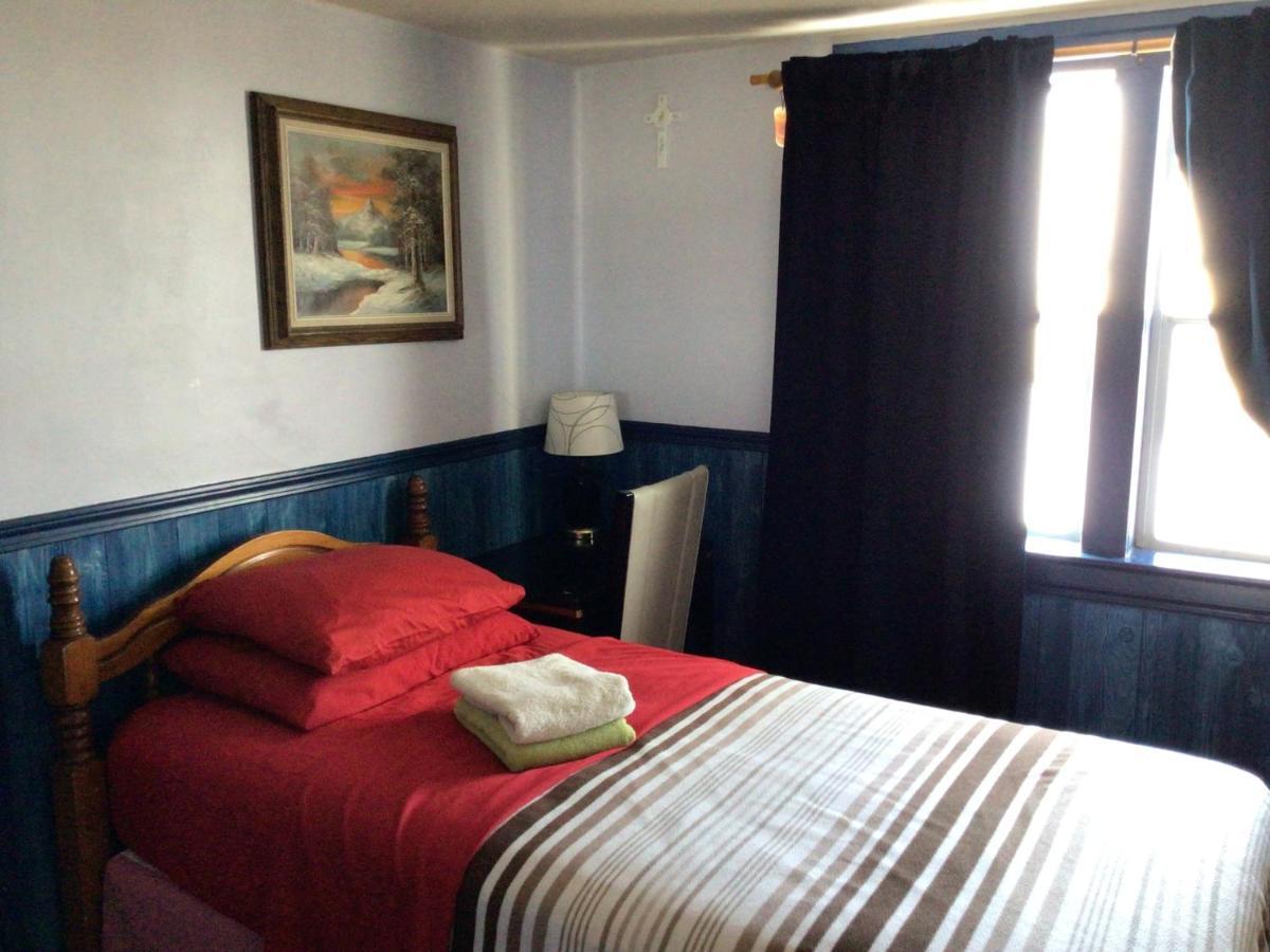 Nisku Guest House Kültér fotó